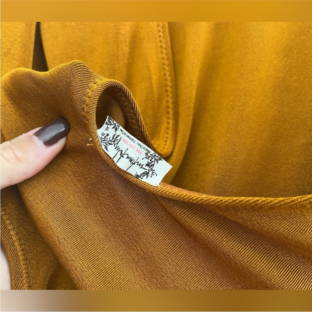 NEW Intimately by FREE PEOPLE Golden amber Long Sleeve Bodysuit XS - Picture 5 of 11